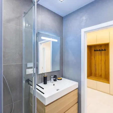 Modern Jegeho Close To Stadium Bratislava